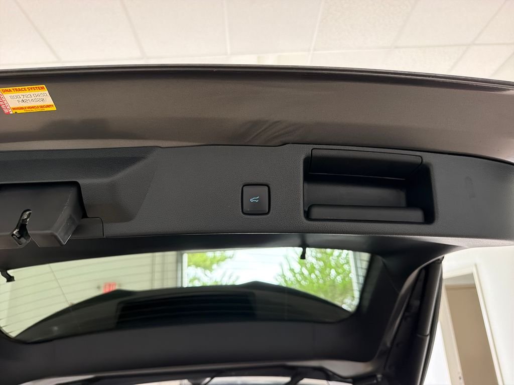 Used 2023 Gray Ford ST-Line image 30