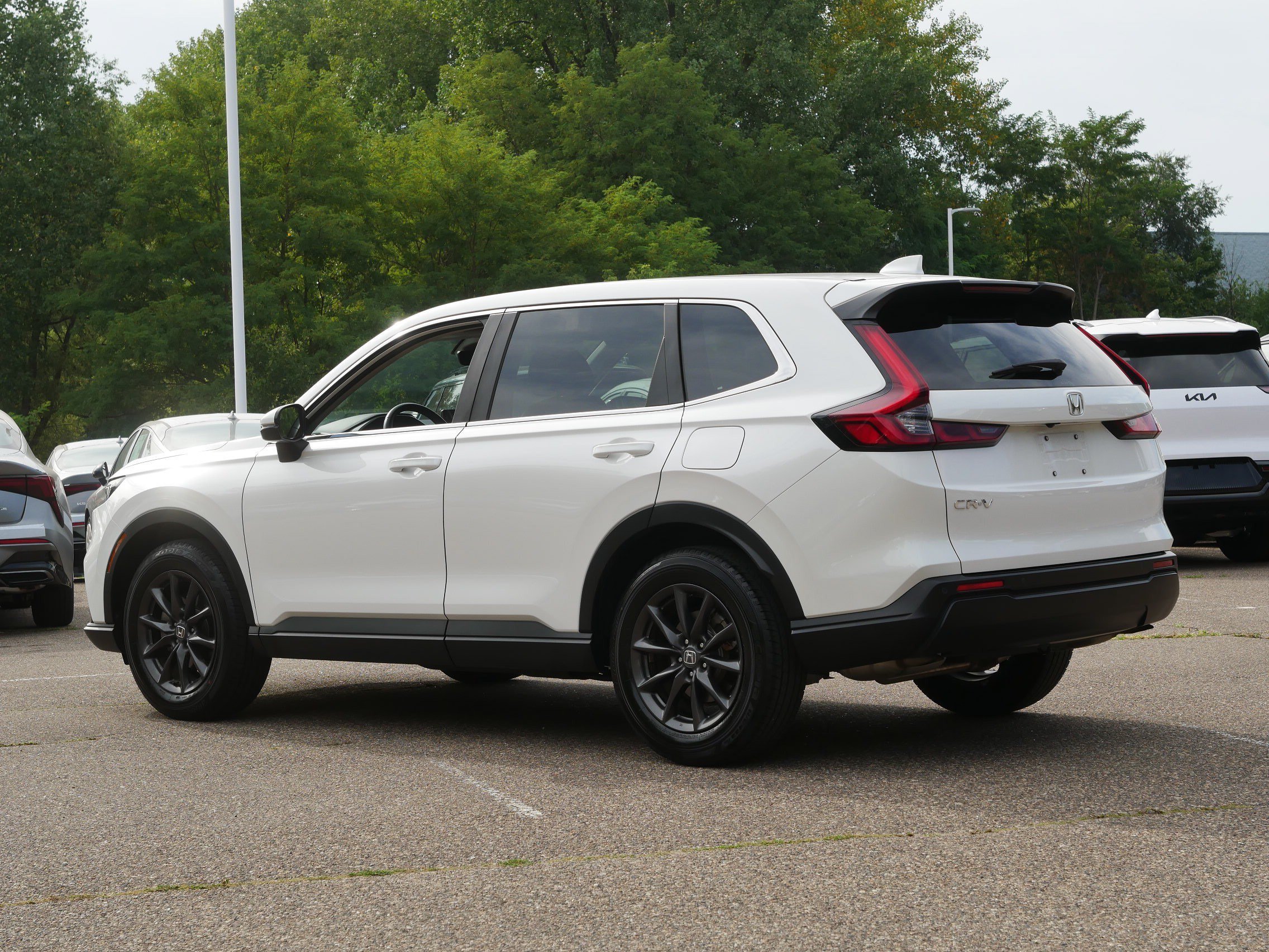 Used 2026 White Honda EX-L image 5
