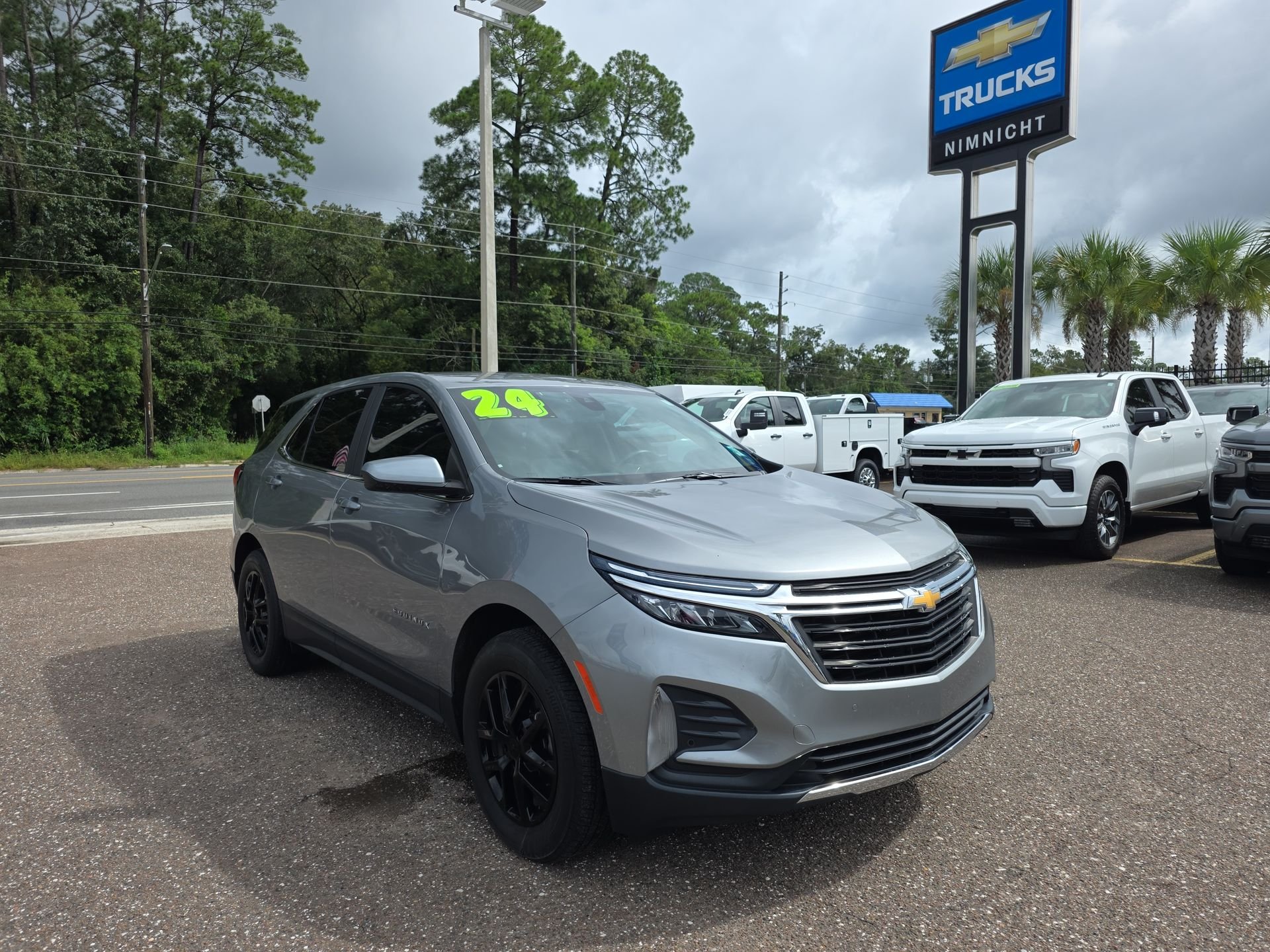 Used 2024 Sterling Gray Metallic Chevrolet LT image 10