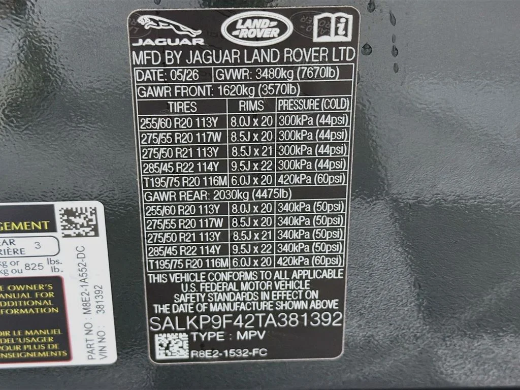 New 2026 Belgravia Green Land Rover SE PHEV image 34