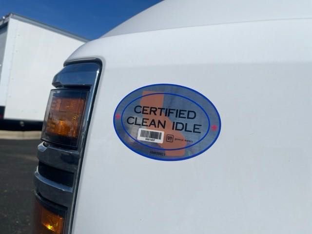 New 2024 Summit White Chevrolet Work Truck image 15