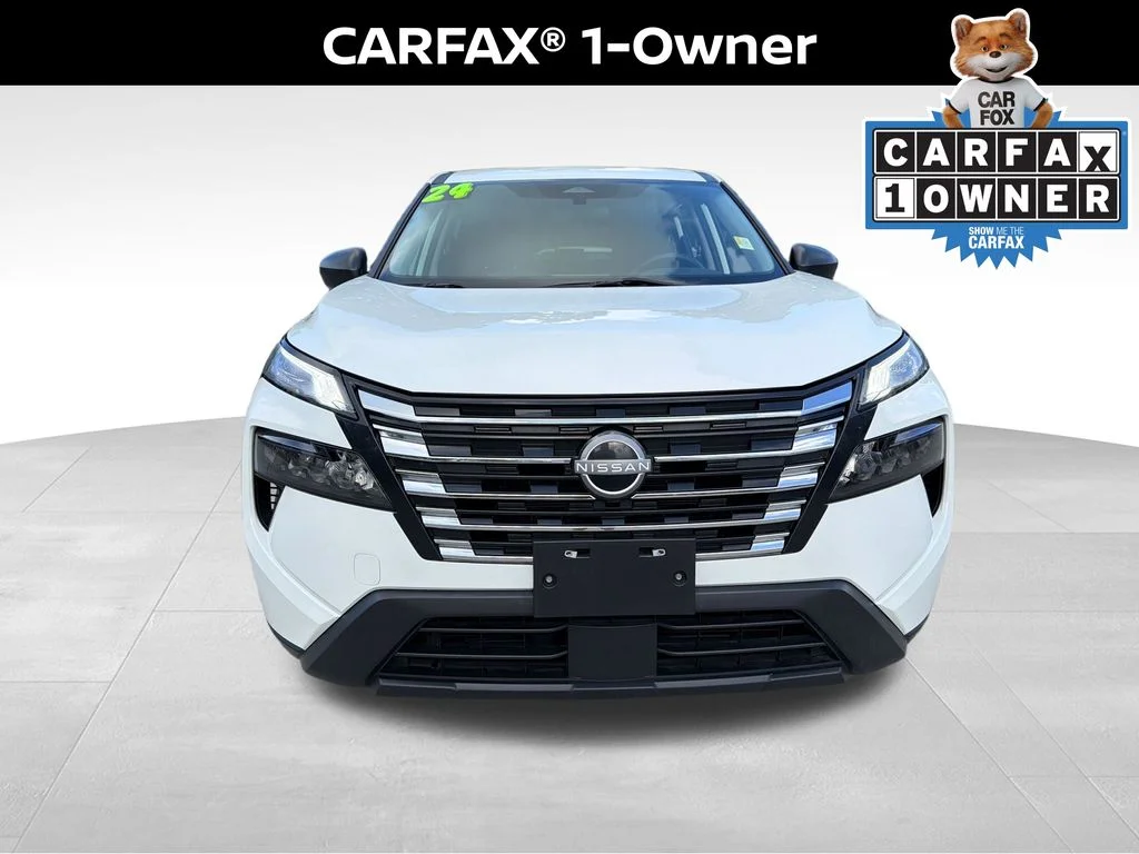 Certified Used 2024 White Nissan S image 2