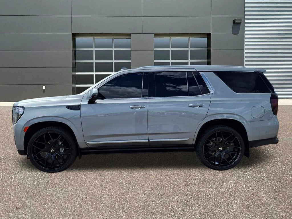 Used 2024 Sterling Metallic GMC Denali image 9