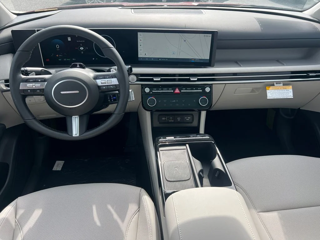 Used 2025 Red Hyundai SEL Convenience image 23