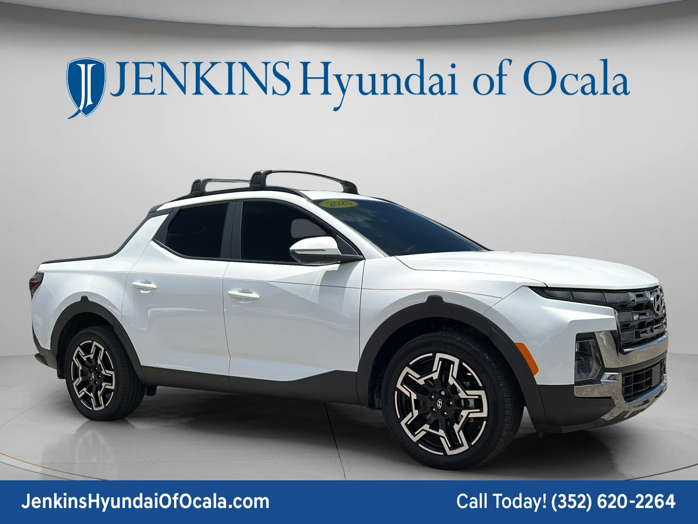Used 2025 Atlas White Hyundai Limited image 1