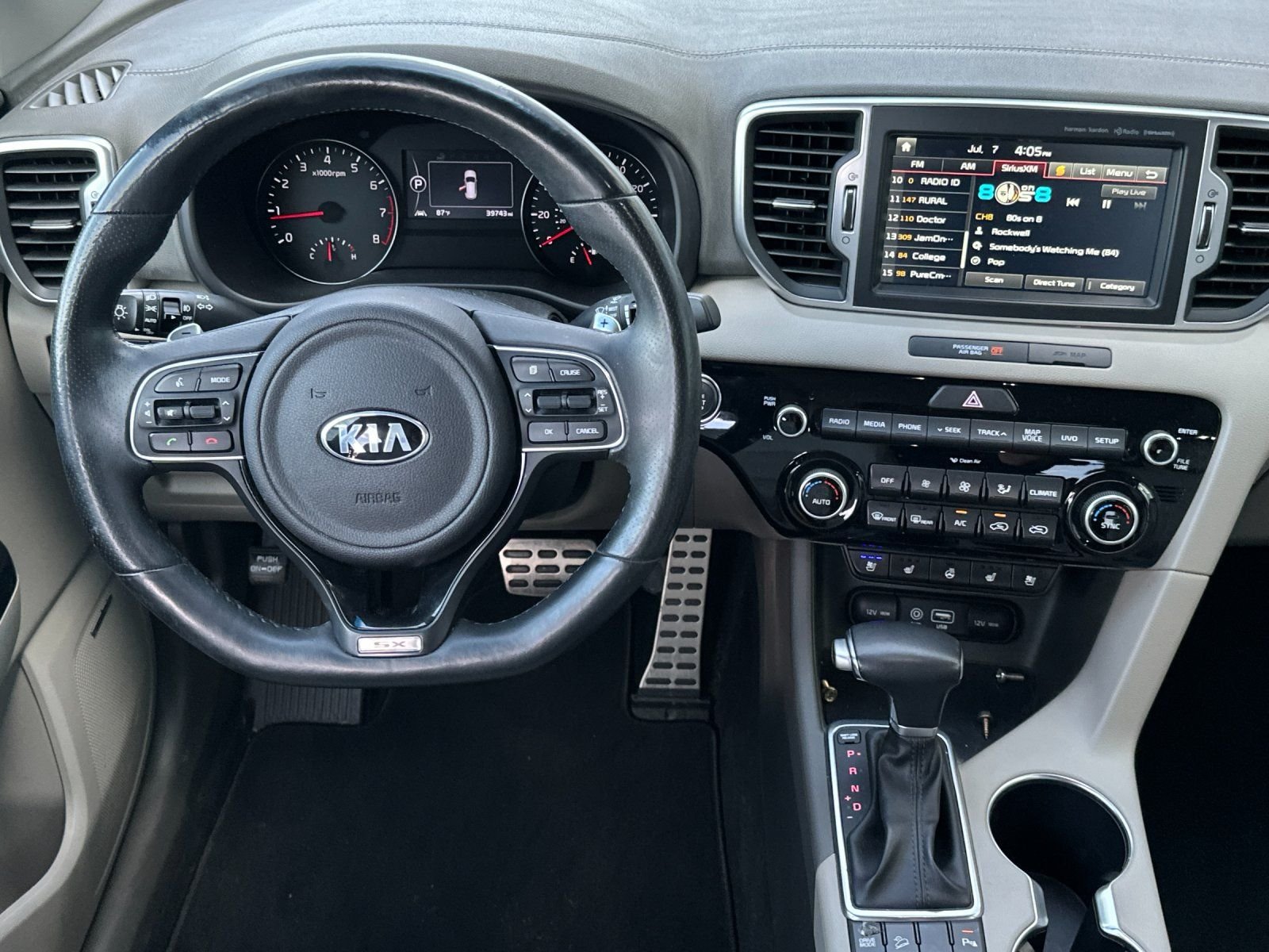 Used 2017 Pacific Blue Kia SX image 13