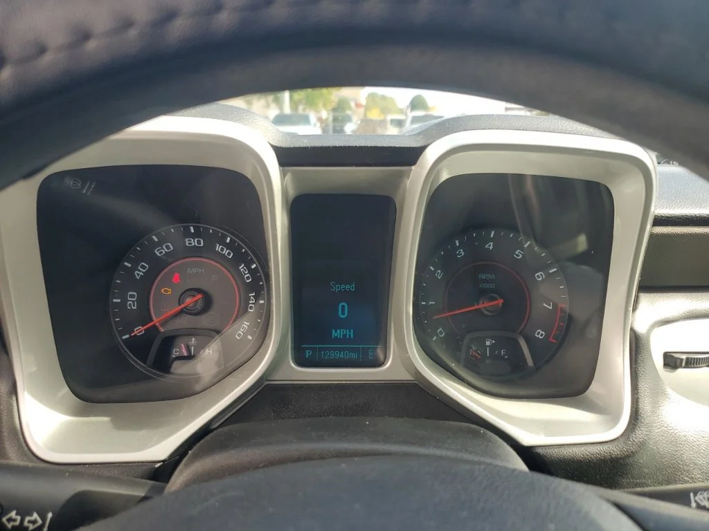 Used 2015 White Chevrolet 2LS image 13