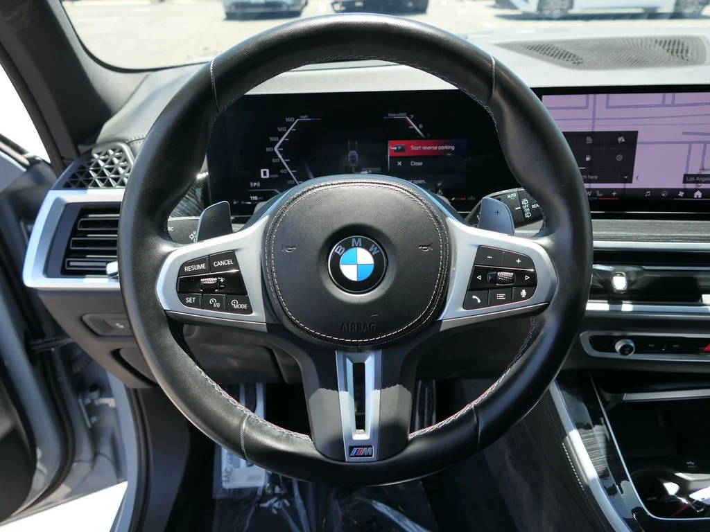 Used 2025 Brooklyn Grey Metallic BMW M60i image 16