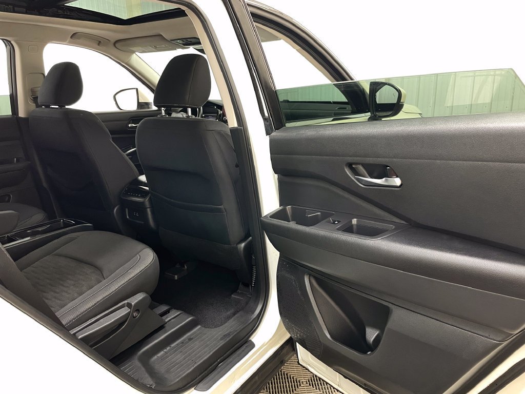 2022 Nissan Pathfinder SV - Photo 42