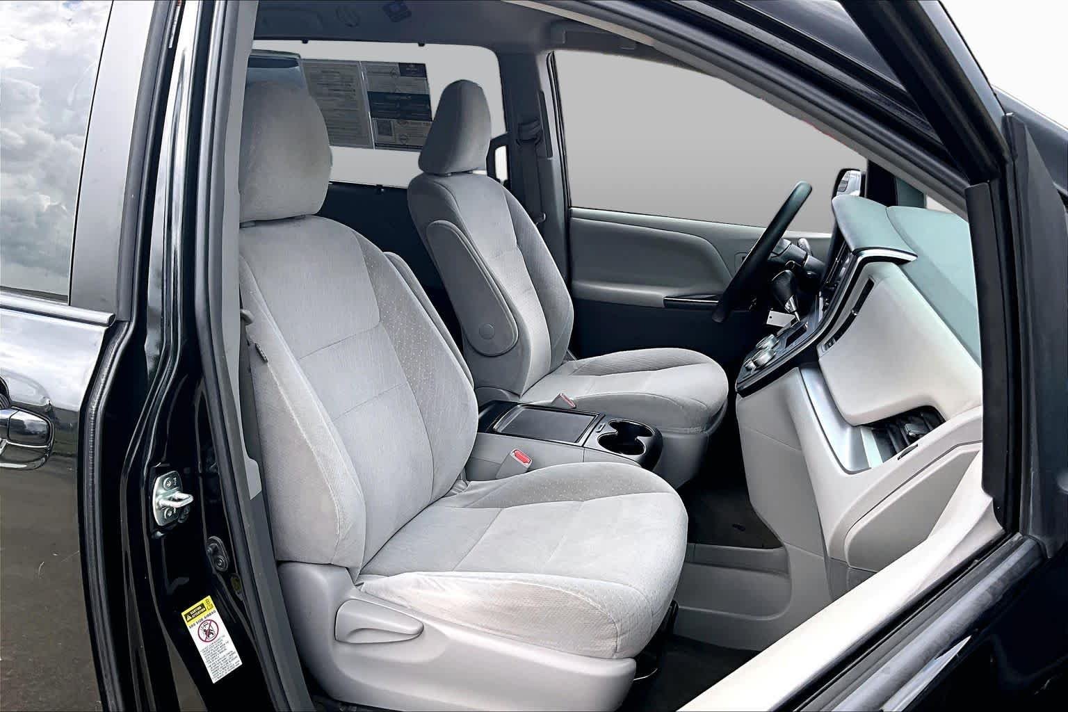 Used 2015 Attitude Black Toyota LE image 9