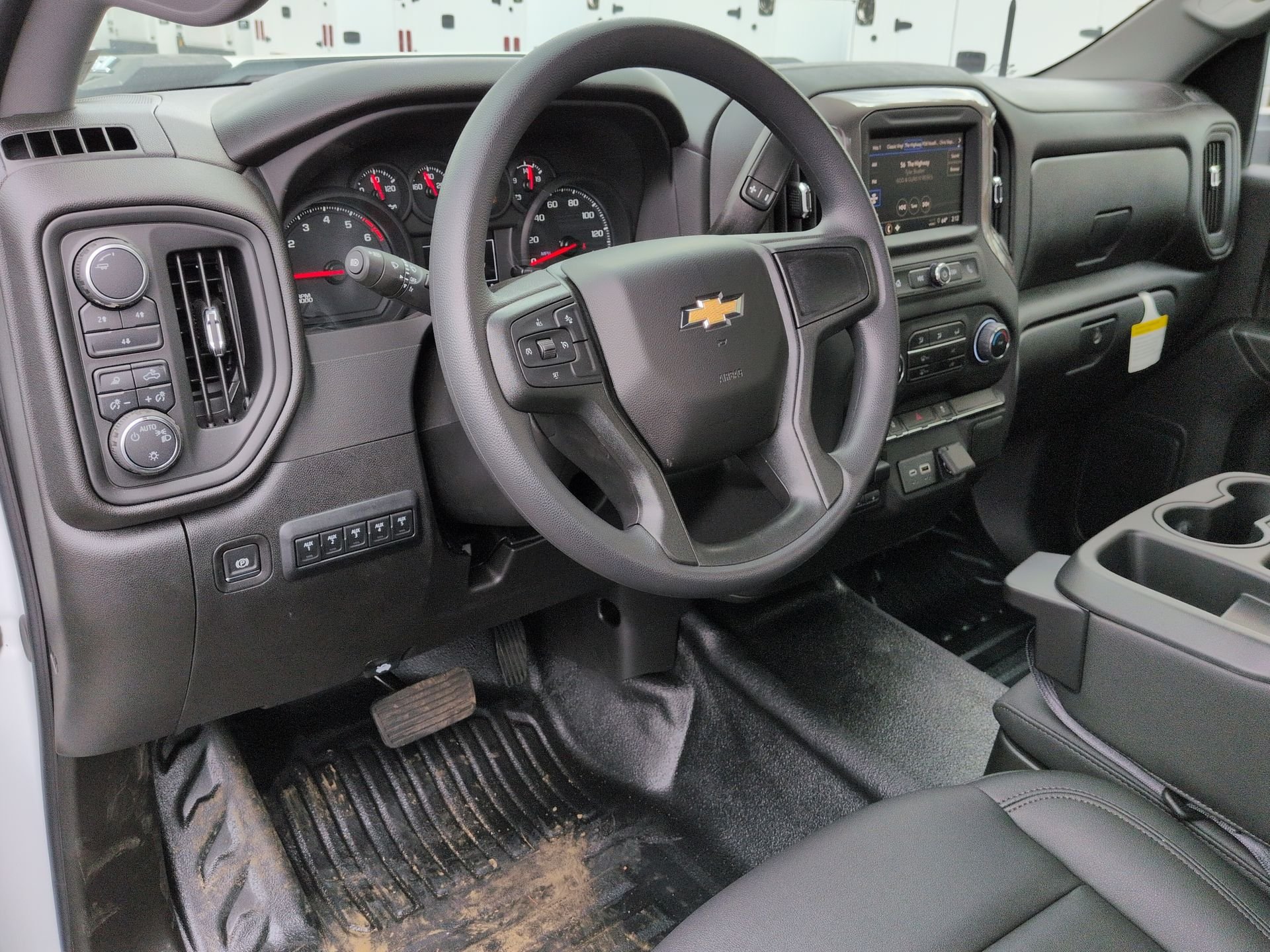 New 2025 Summit White Chevrolet Work Truck image 42