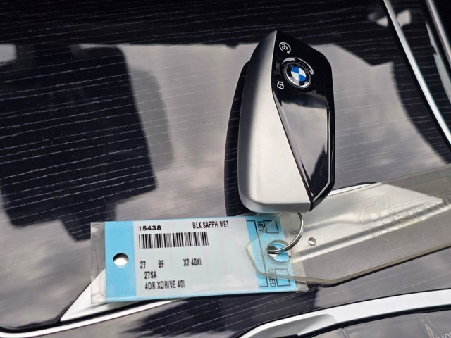 New 2027 Black Sapphire Metallic BMW xDrive40i image 31