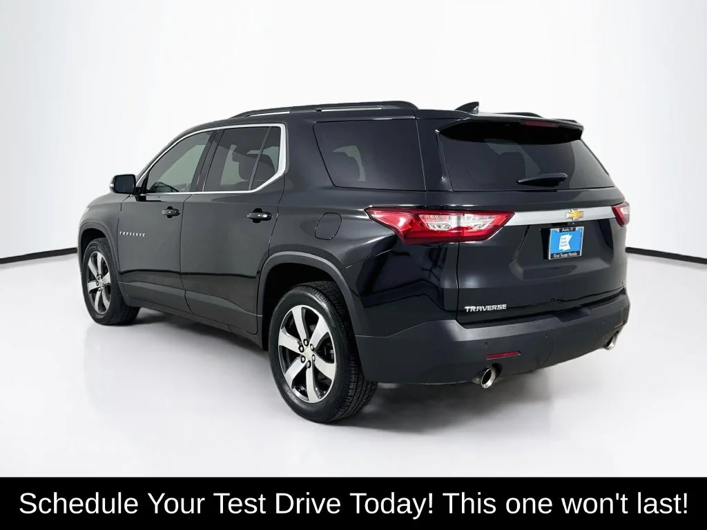Used 2019 Mosaic Black Metallic Chevrolet 3LT image 6