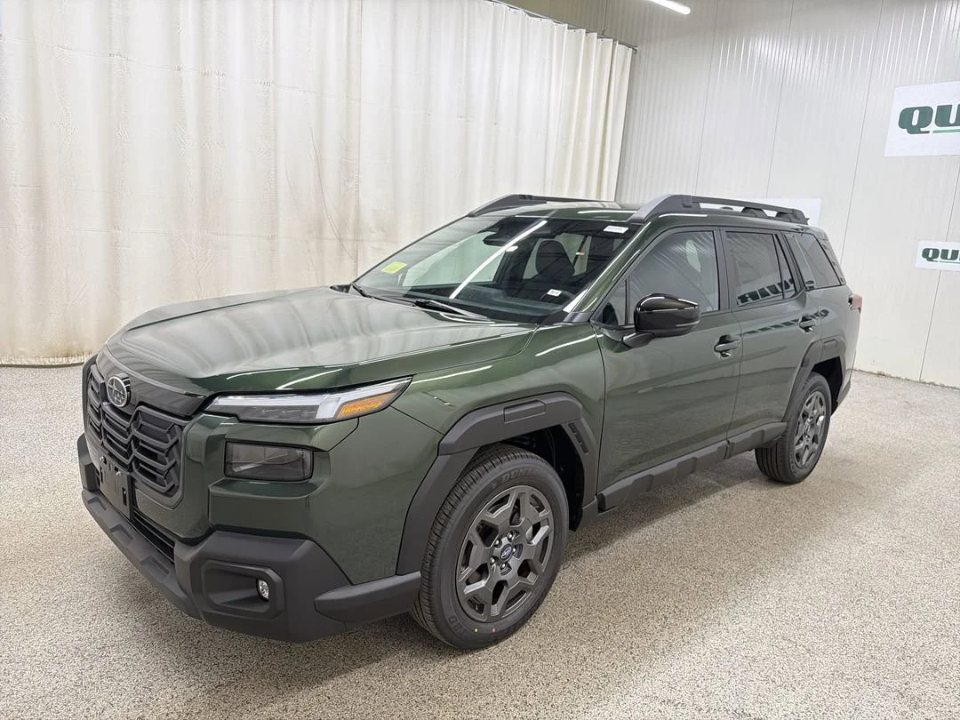 New 2026 Deep Emerald Green Pearl Subaru Premium image 4
