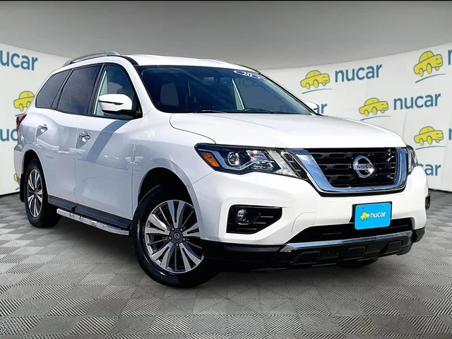 2020 Nissan Pathfinder SV