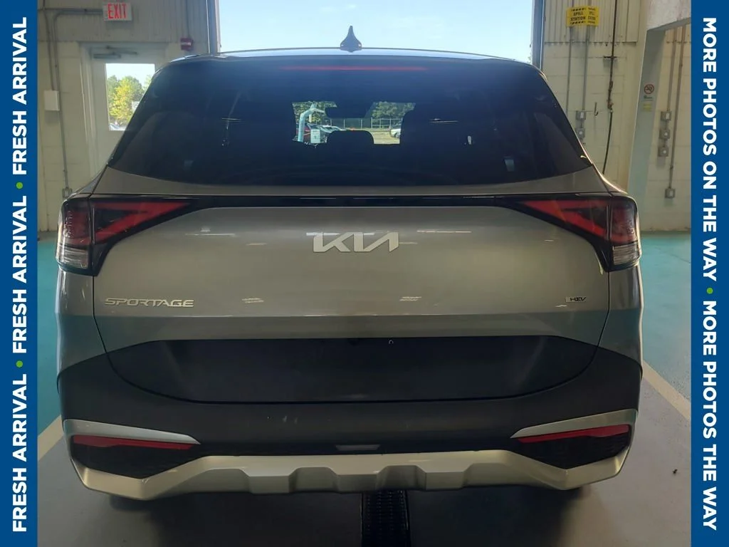 Used 2023 Gray Kia LX image 8