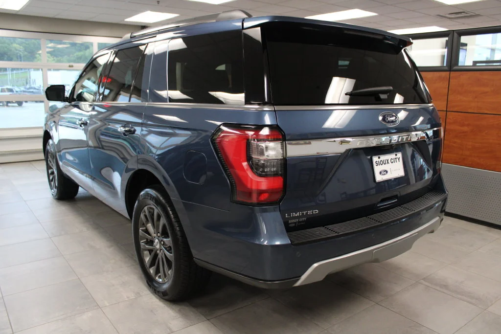 Certified Used 2019 Blue Metallic Ford Limited image 7