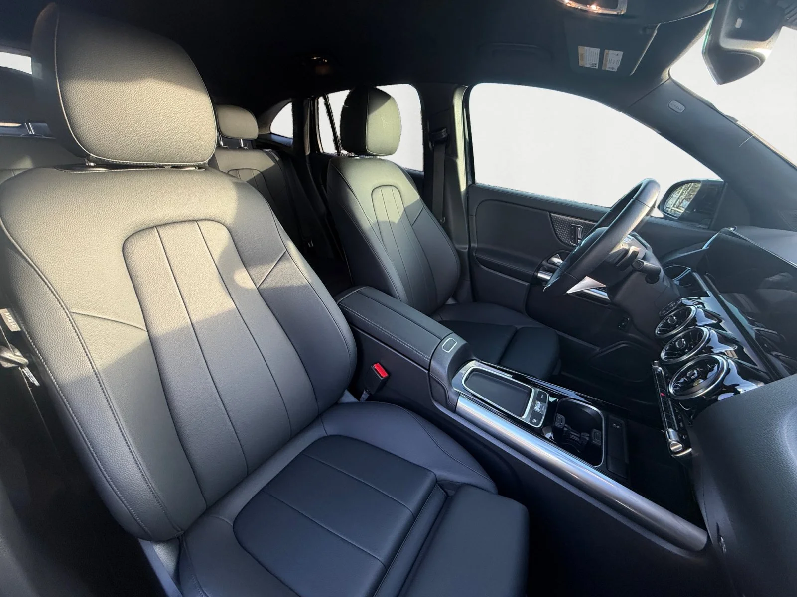 Used 2026 Black Mercedes-Benz GLA 250 image 15