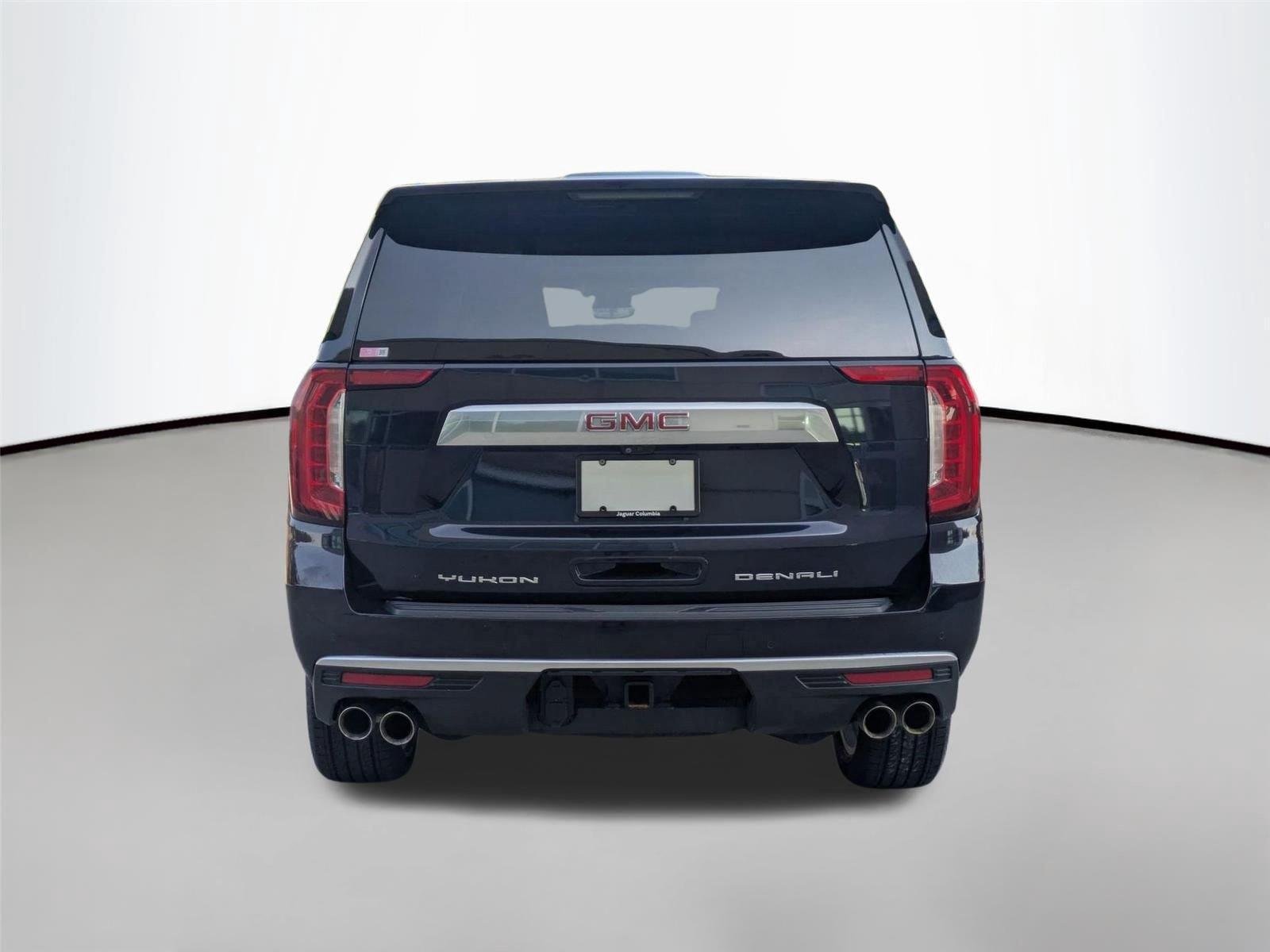 Used 2024 Midnight Blue Metallic GMC Denali image 7