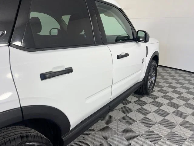 Used 2025 White Ford Big Bend image 9