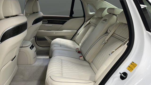 Used 2025 Uyuni White Genesis 3.5T e-SC image 24