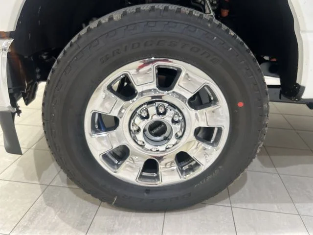 New 2026 Star White Metallic Tri-Coat Ford F-250® King Ranch® image 31
