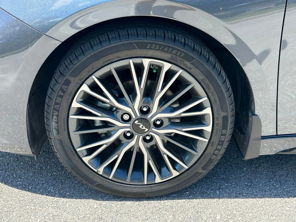 Certified Used 2024 Gravity Gray Kia GT-Line image 52