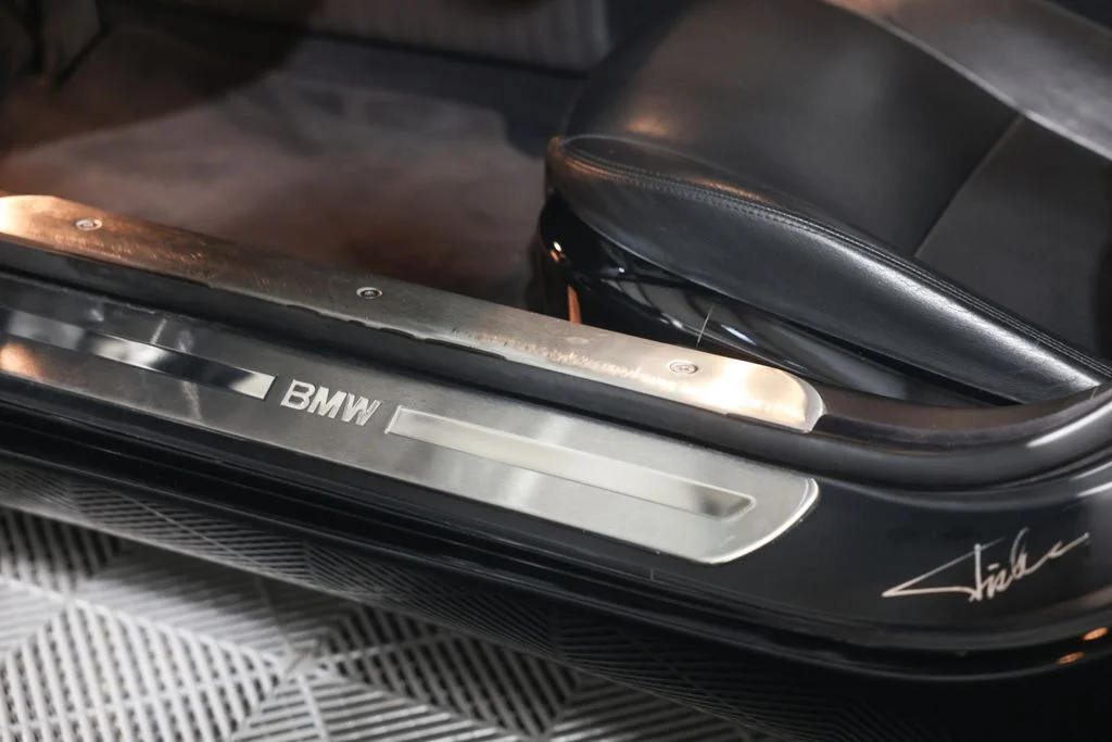 Used 2002 Black BMW Base image 22