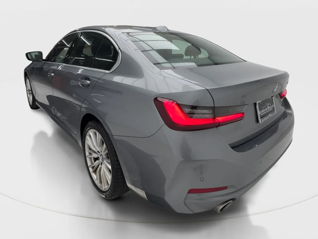 Used 2024 Gray BMW 330i image 10