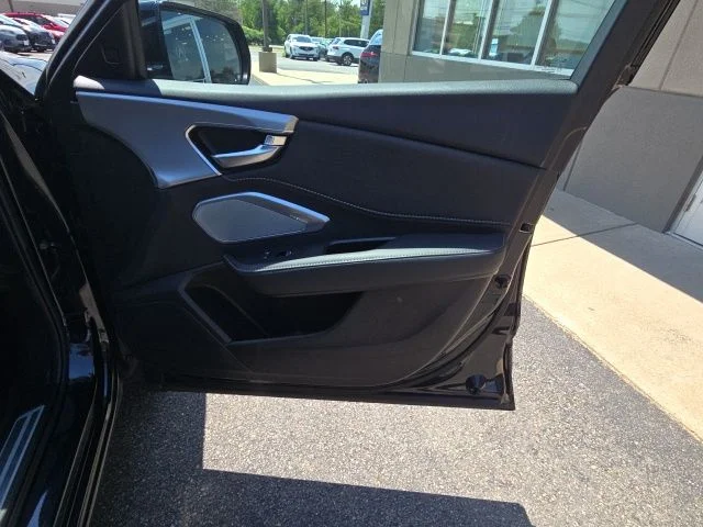 Used 2025 Black Acura Technology Package image 25