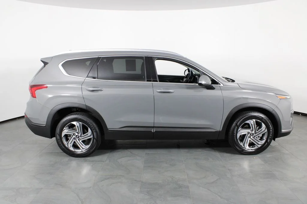 Used 2023 Gray Hyundai SEL image 12