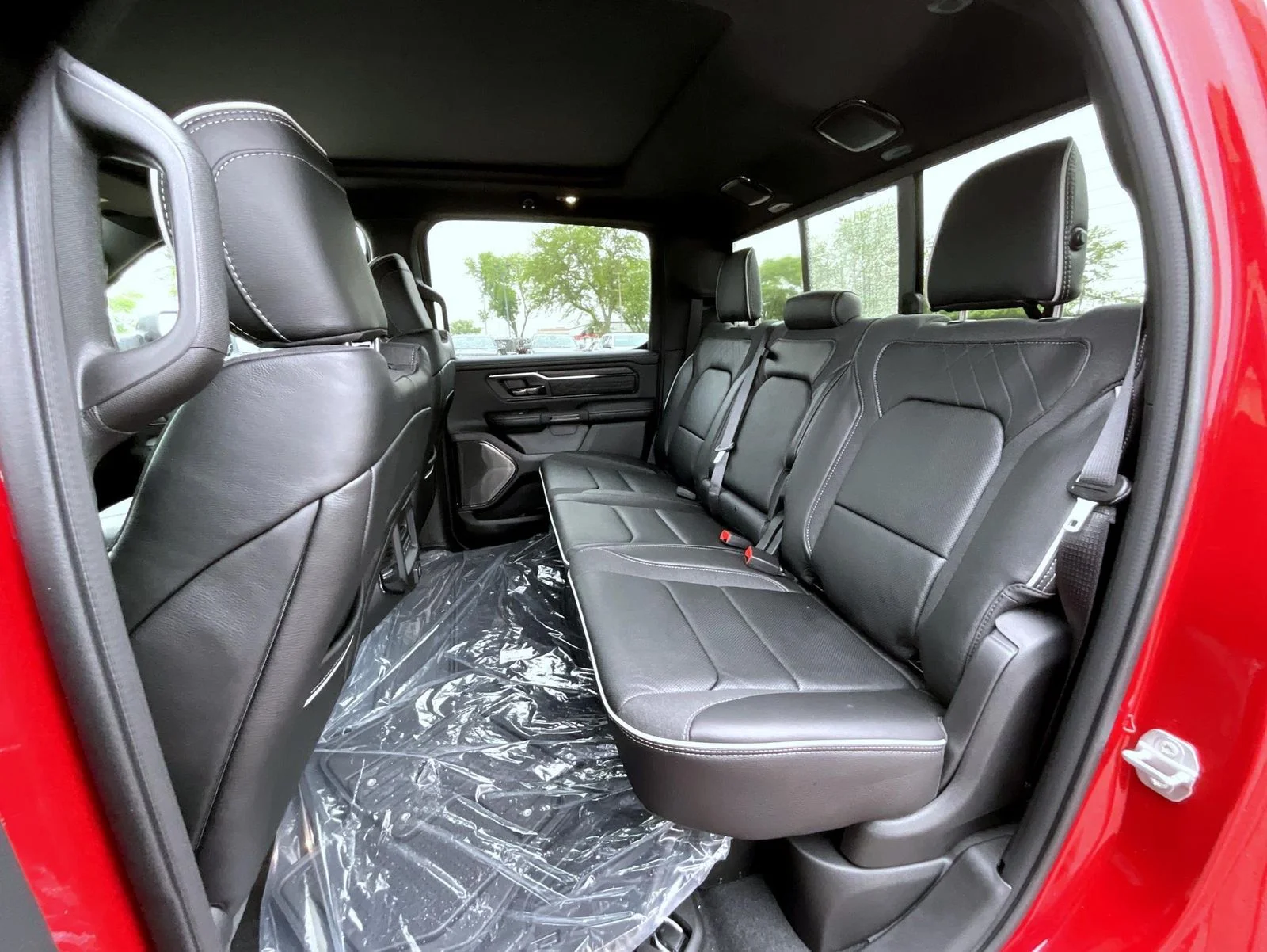2026 RAM 1500 Limited - Photo 12