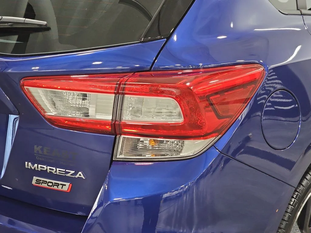 Used 2018 Blue Subaru 2.0i Sport image 34