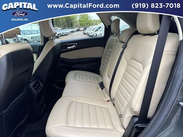 Used 2023 Green Ford SEL image 19