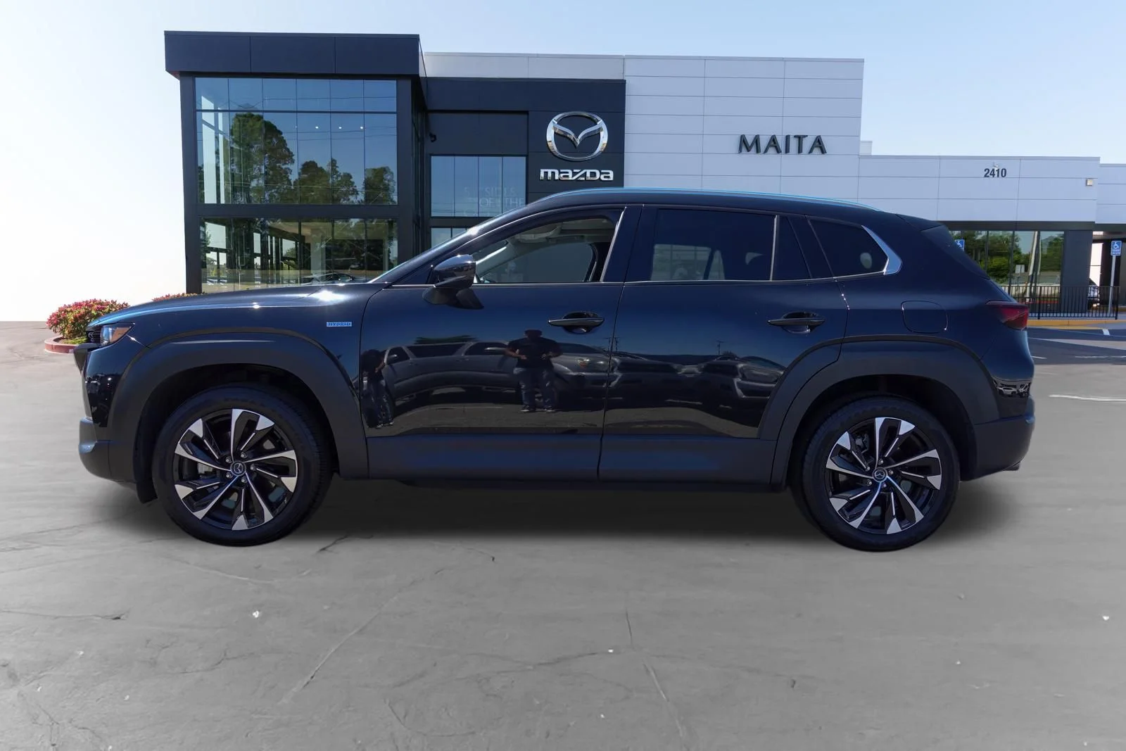 Certified Used 2025 Jet Black Mica Mazda Premium Plus image 8
