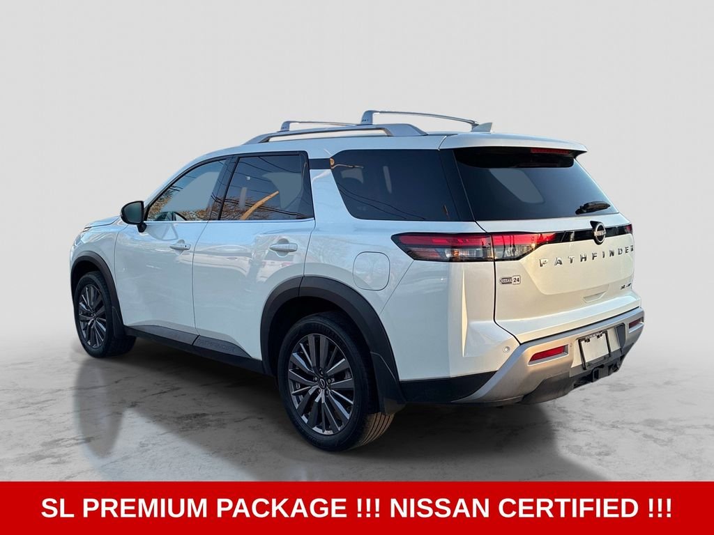 Used 2023 White Nissan SL image 5