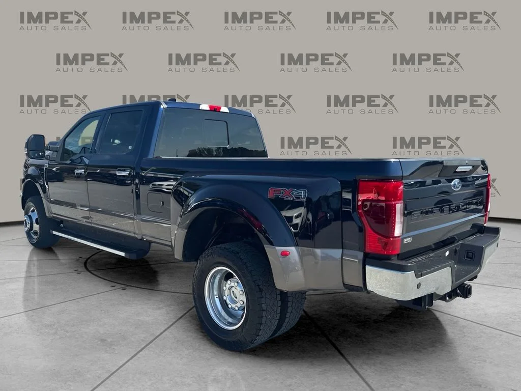 Used 2022 Blue Ford Lariat image 3