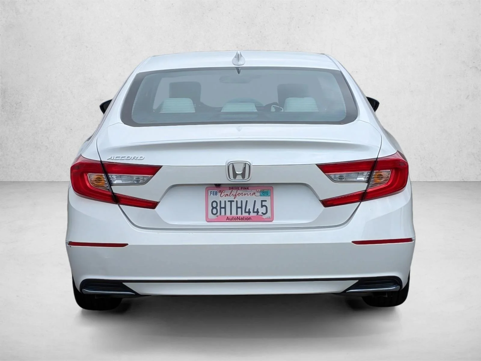 Used 2018 White Honda LX 1.5T image 7