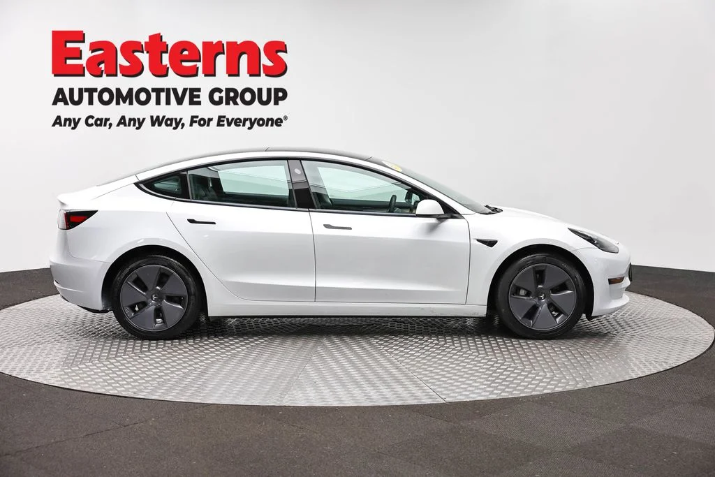 Used 2023 White Tesla Base image 4