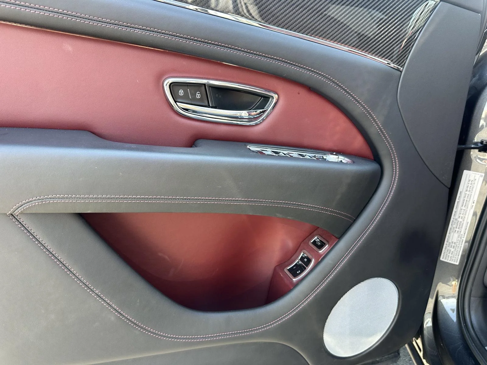 Certified Used 2022  Bentley V8 image 14
