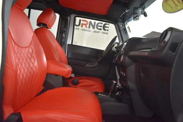 Used 2017 White Jeep Unlimited Sport image 15