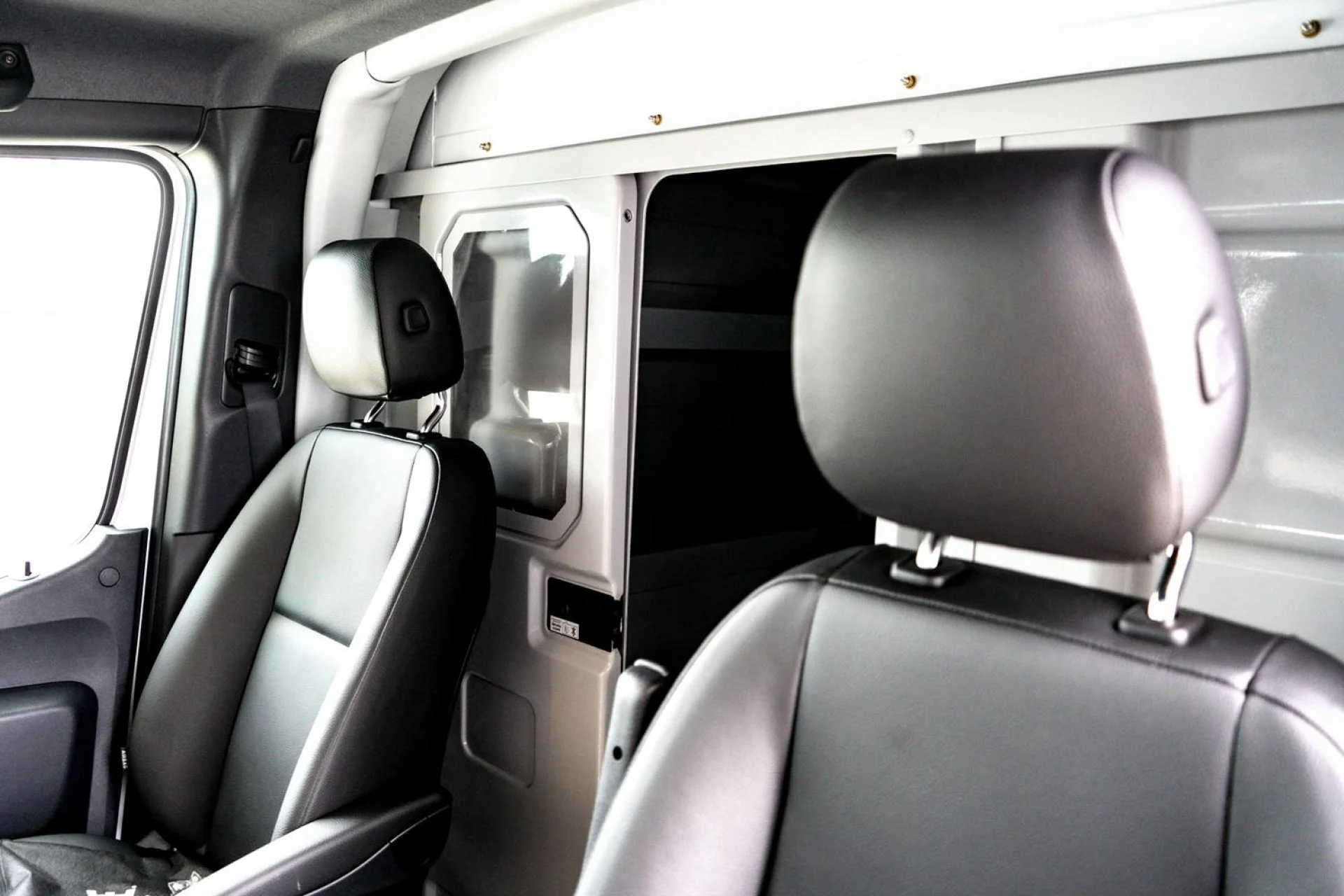 New 2024 Arctic White Mercedes-Benz Cab Chassis 170 WB image 11