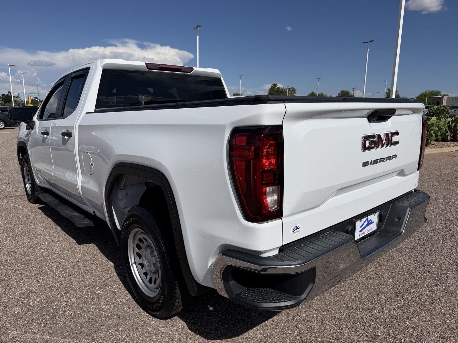 Used 2023 Summit White GMC Pro image 3
