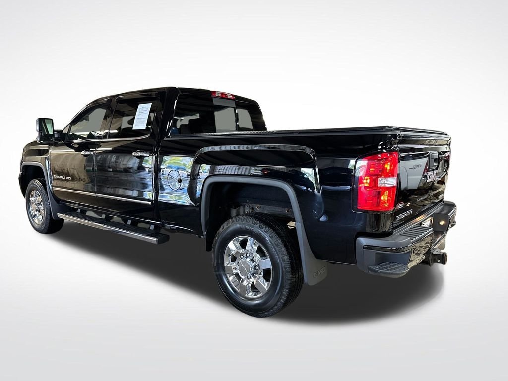 Used 2017 Black GMC Denali image 3