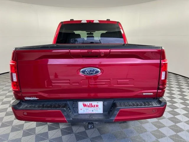Used 2021 Red Ford XLT image 6