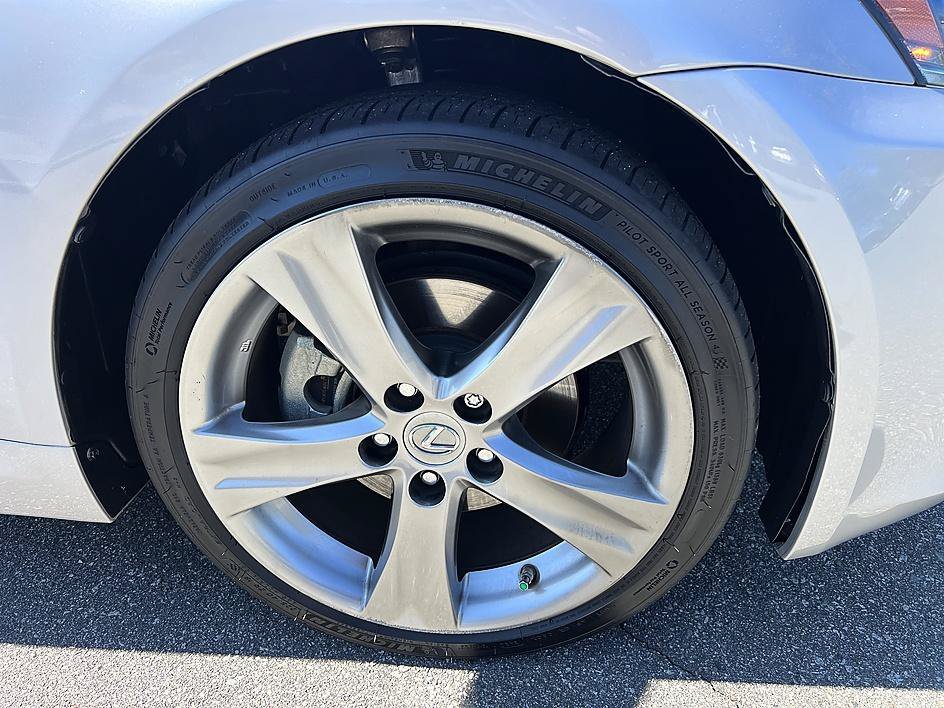 Used 2012 Mercury Metallic Lexus 250 C image 12