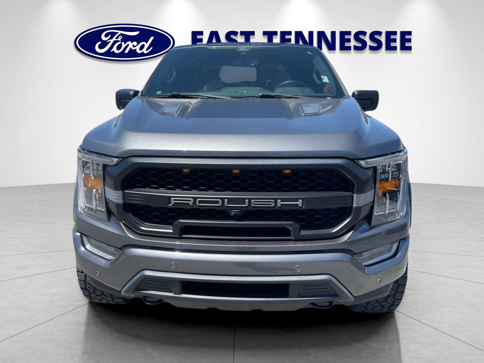 Used 2022 Carbonized Gray Metallic Ford XLT image 9