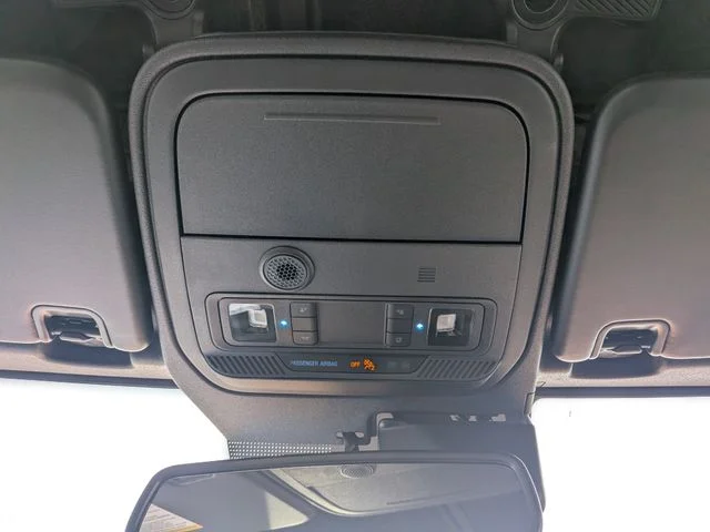 Used 2022 Orange Ford Badlands image 21
