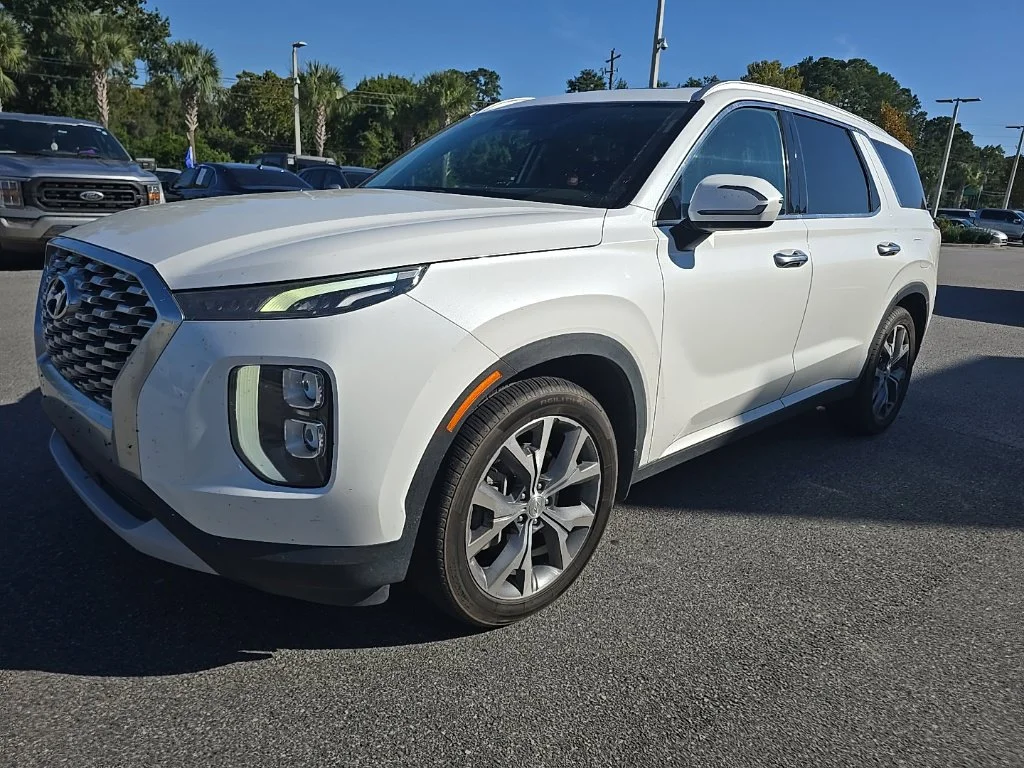 Used 2020 White Hyundai SEL image 3