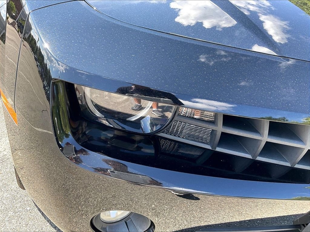 Used 2013 Black Chevrolet 2LT image 25